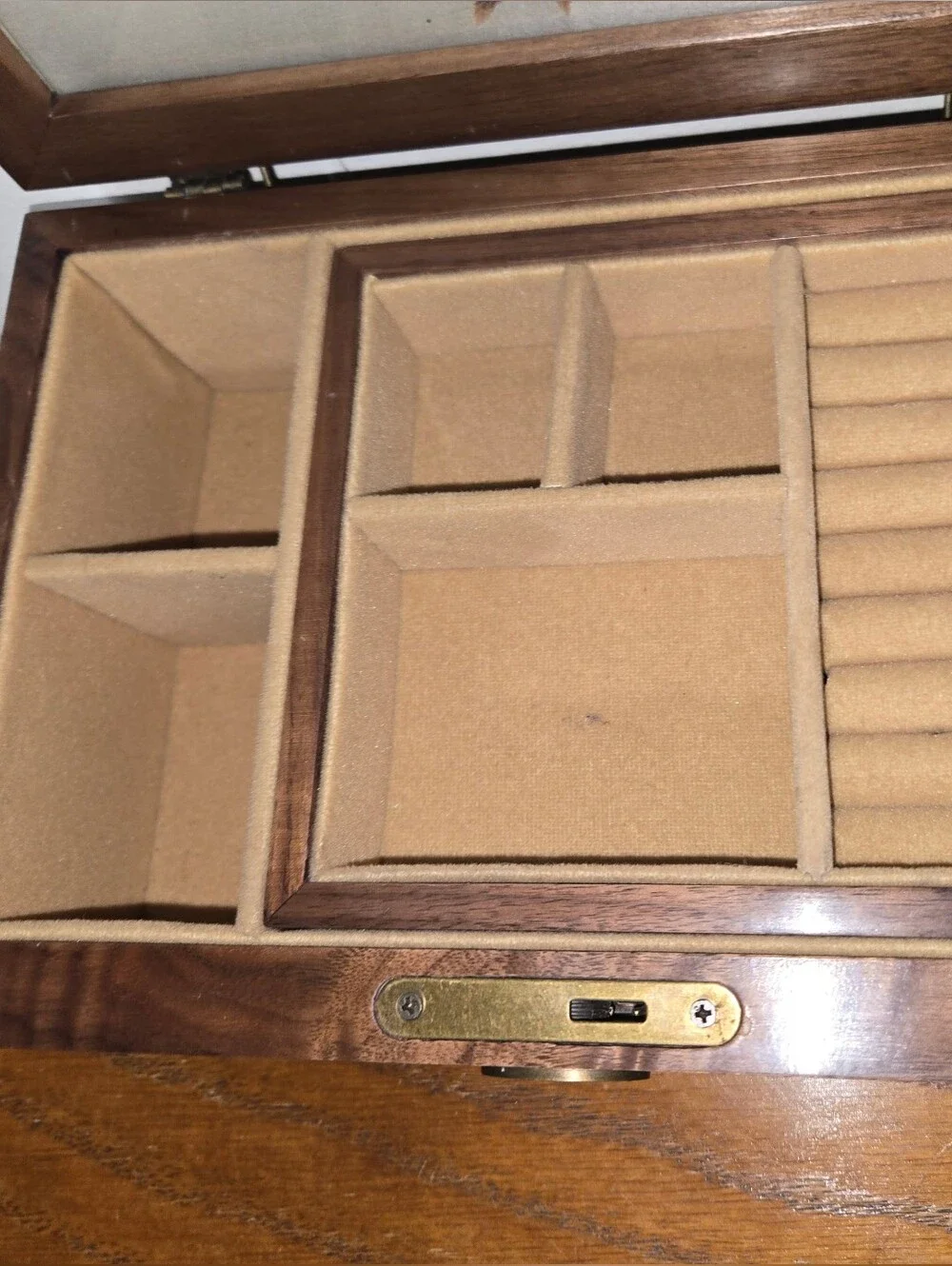 Antique Jewelry Box, Chinese Silk Double-Sided Embroidery Screen, Walnut Wood